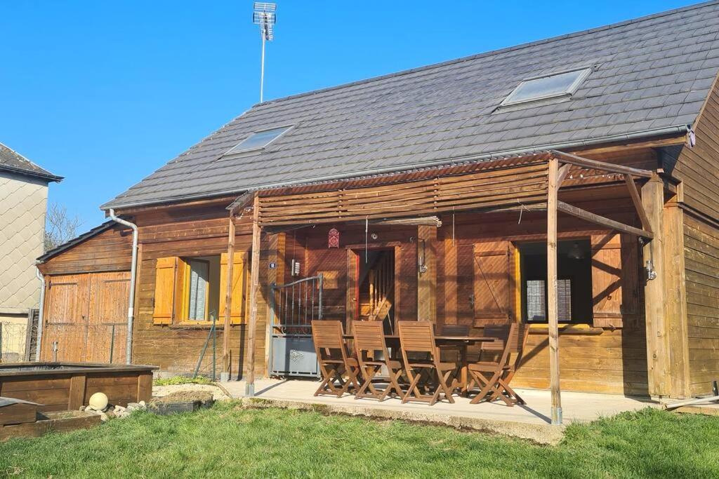 Chalet Antlana Maison Chaleureuse Signy-l'Abbaye Bagian luar foto